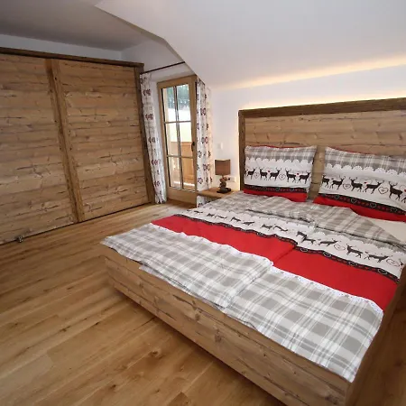 Modern Chalet With Garden In Salzburgerland Near The Katschberg Ski Area شاليه *