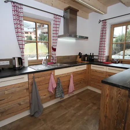 Modern Chalet With Garden In Salzburgerland Near The Katschberg Ski Area سانكت مارغارثين إم يونغاو