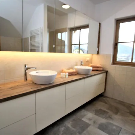 Modern Chalet With Garden In Salzburgerland Near The Katschberg Ski Area شاليه